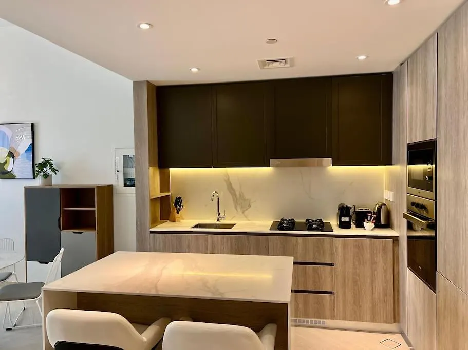 Waves - Comfortable Jvc Apt With Balcony And Maids Room Dubai 0*,