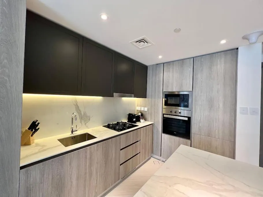 Apartment Waves - Comfortable Jvc Apt With Balcony And Maids Room Dubai