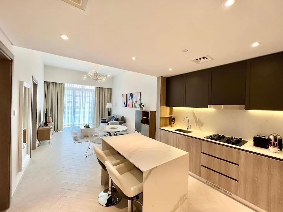 Apartment Waves - Comfortable Jvc Apt With Balcony And Maids Room Dubai