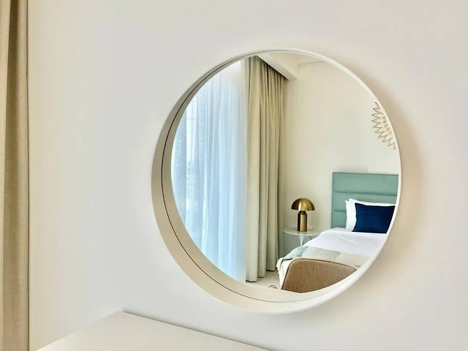 Waves - Comfortable Jvc Apt With Balcony And Maids Room Dubai 0*,  United Arab Emirates